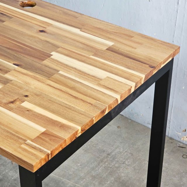 Bàn làm việc 120x70cm gỗ tràm hệ Rectang HBRT111
