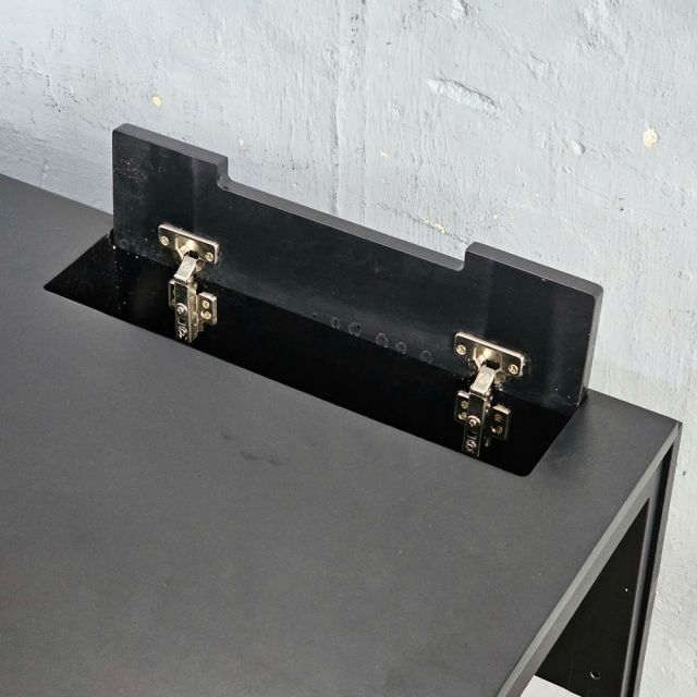 Bàn làm việc có hộp điện 180x70cm gỗ cao su ZD023