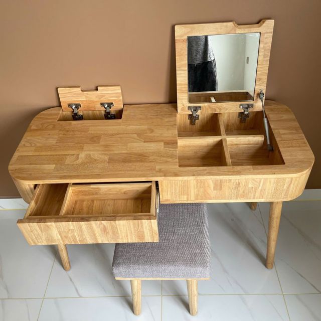 Bàn trang điểm 120x50cm gỗ cao su BTD68075