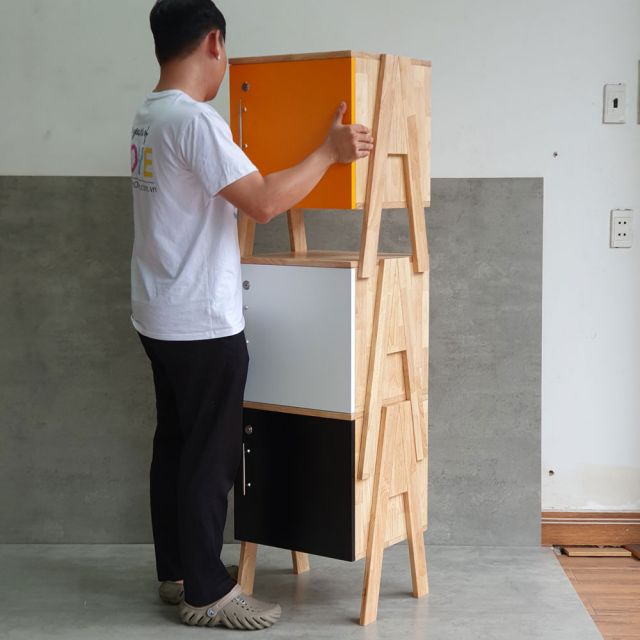 Tủ cá nhân cửa khóa 40x40x48cm gỗ cao su TCN68072