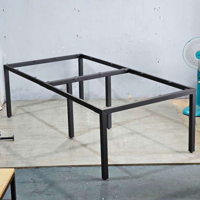 Chân sắt lắp ráp cho bàn họp 240x120cm hệ UConcpet HCUC029