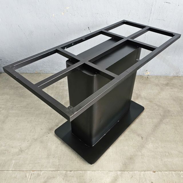 Chân sắt Certa 105x55x73cm sơn tĩnh điện CHBBA045