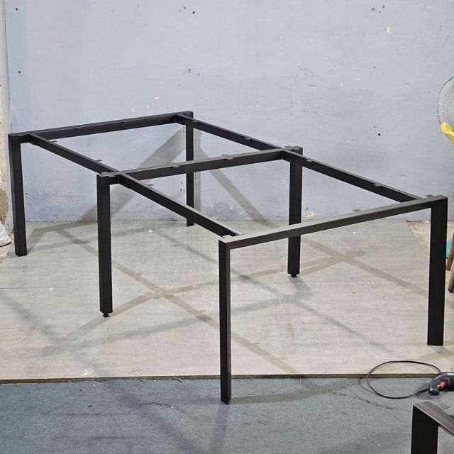 Chân bàn cụm 4 hệ Trian Concept 240x120 lắp ráp HCTA012