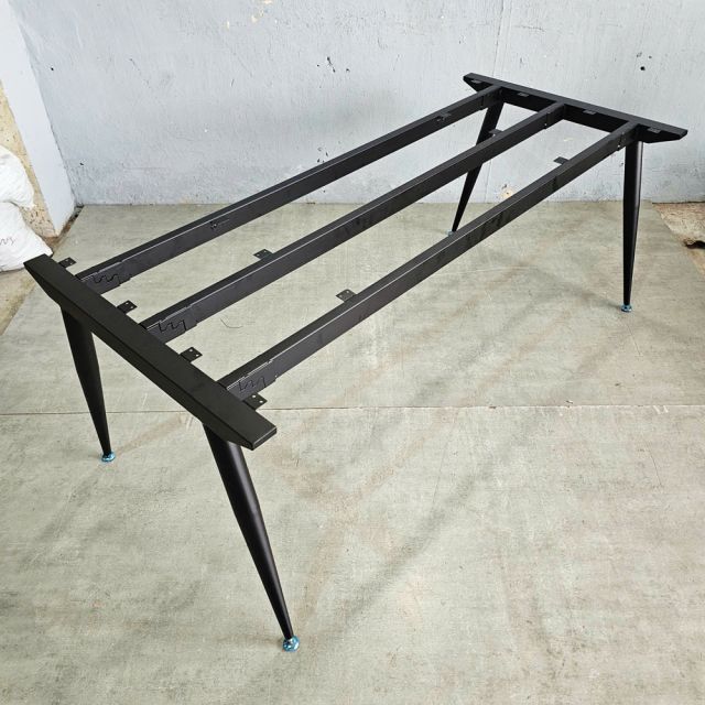 Chân sắt lắp ráp cho bàn 160x75cm hệ CONE HCCO032