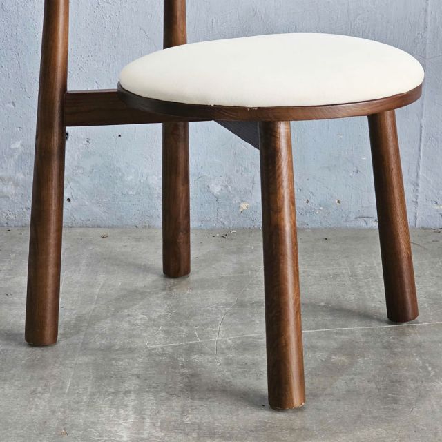 Ghế Donut gỗ Ash bọc vải nhung GCF310