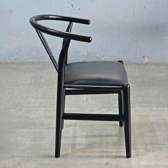 Ghế Wishbone bọc nệm khung gỗ tần bì Ash GCF206