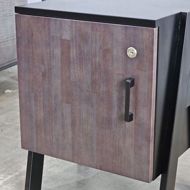 Tủ cá nhân cửa khóa 40x40x48cm gỗ cao su TCN68072