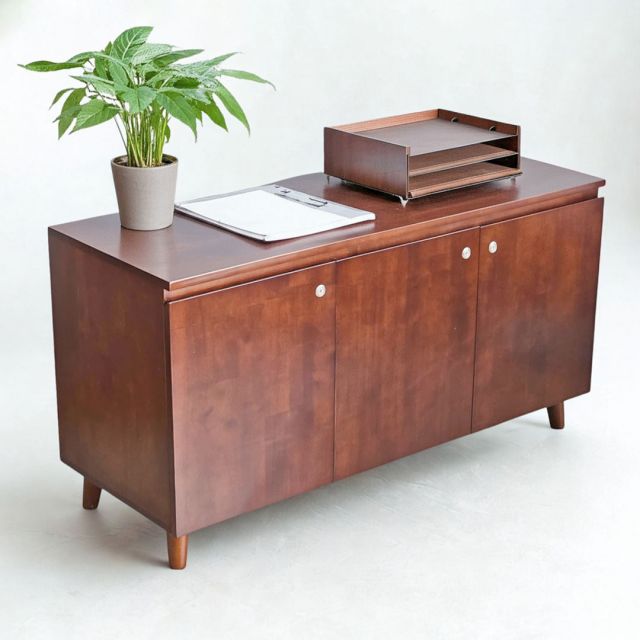 Tủ thấp 3 cánh 120x45x53cm gỗ cao su THS68087