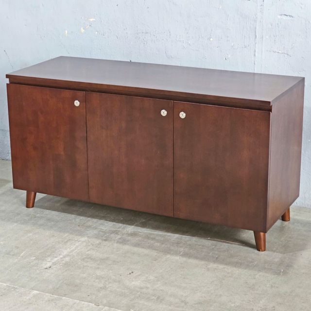 Tủ thấp 3 cánh 120x45x53cm gỗ cao su THS68087