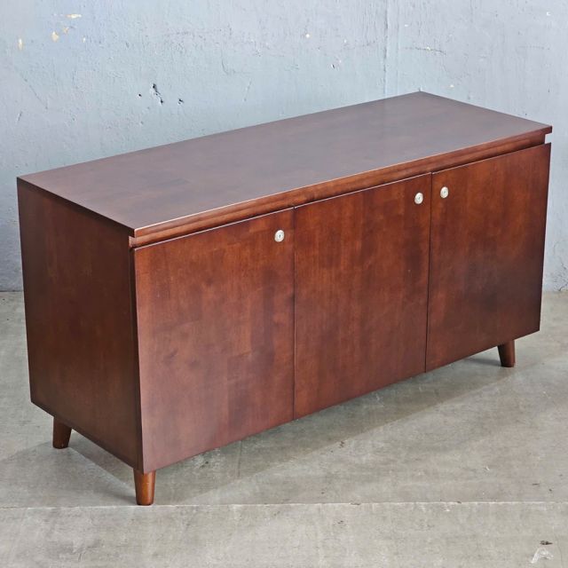 Tủ thấp 3 cánh 120x45x53cm gỗ cao su THS68087