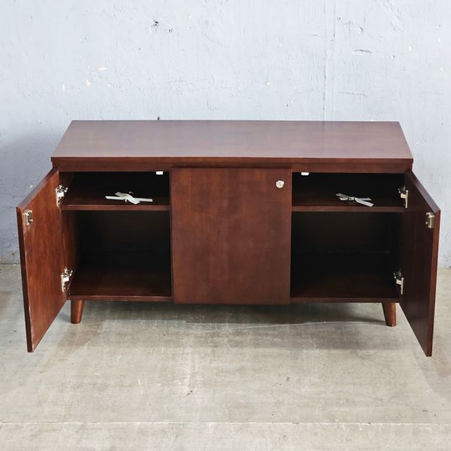 Tủ thấp 3 cánh 120x45x53cm gỗ cao su THS68087