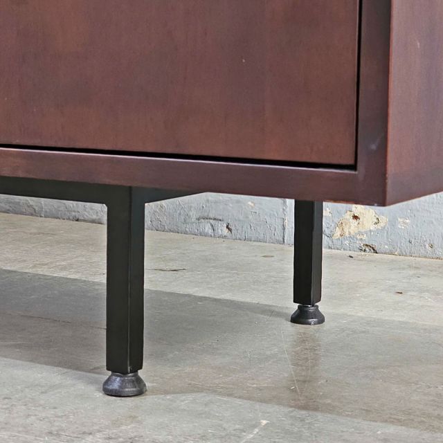 Kệ TV phòng khách 180x40x55cm gỗ cao su KTV68121