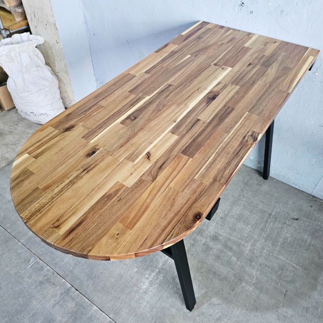 Bàn áp tường 130x60x85cm gỗ tràm chân chữ A BA68259