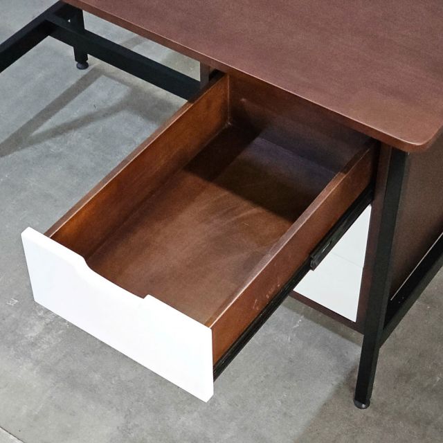 Bàn làm việc 120x60cm gỗ cao su BGV003