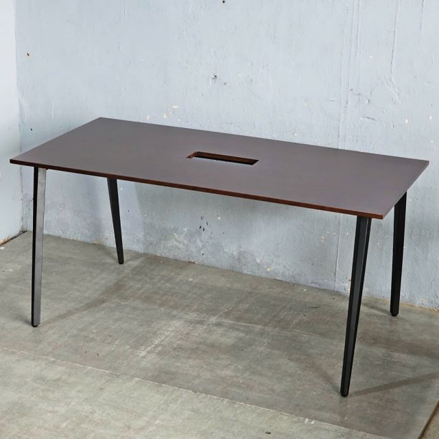 Bàn họp nhỏ 160x80cm gỗ cao su HDG026