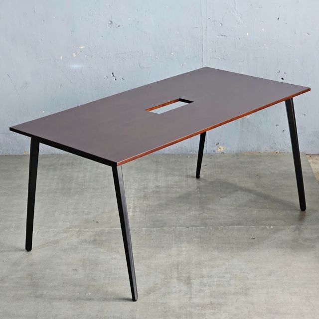 Bàn họp nhỏ 160x80cm gỗ cao su HDG026