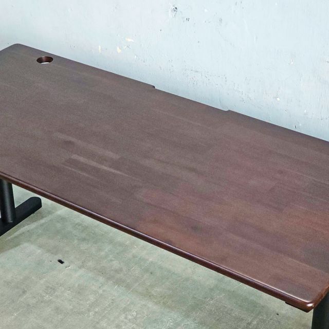 Bàn làm việc có hộc điện 160x70cm gỗ tràm hệ TIO ZD024