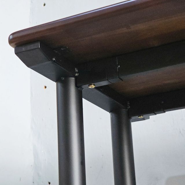 Bàn làm việc có hộc điện 160x70cm gỗ tràm hệ TIO ZD024