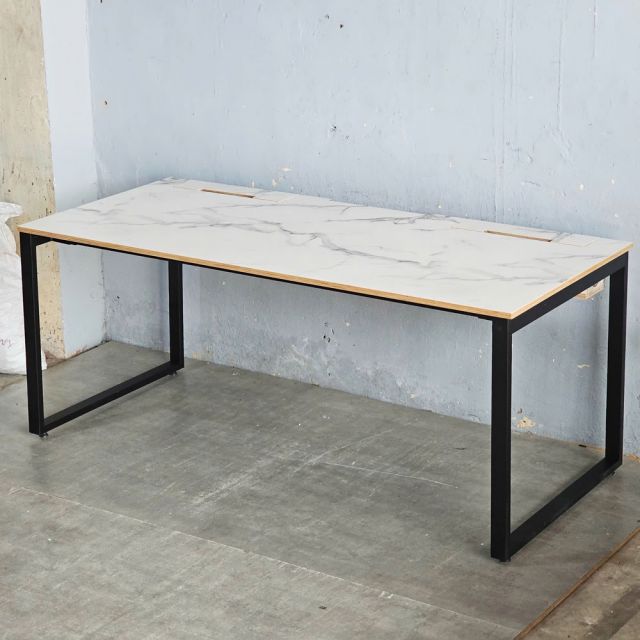 Bàn làm việc có hộp điện 180x80cm gỗ plywood vân giả đá HBRT114