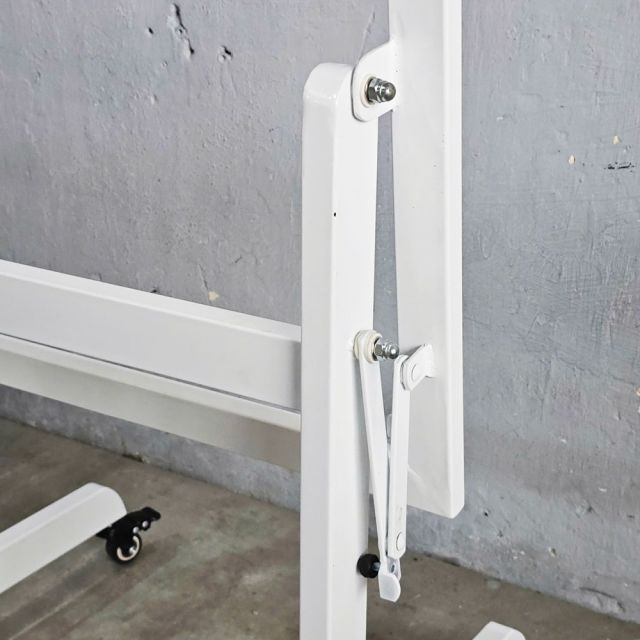 Chân sắt di động 60x50x68cm mặt gấp gọn CHB68075