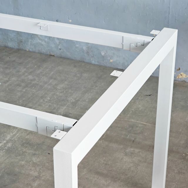 Chân sắt lắp ráp cho bàn góc L 180x160cm sơn tĩnh điện HCRT043