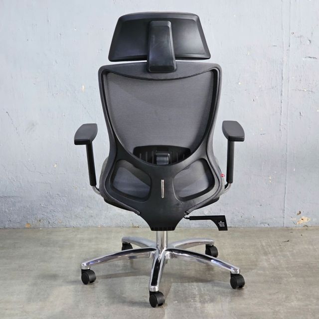 Ghế xoay văn phòng lưng lưới có gác chân HOM1106-D02