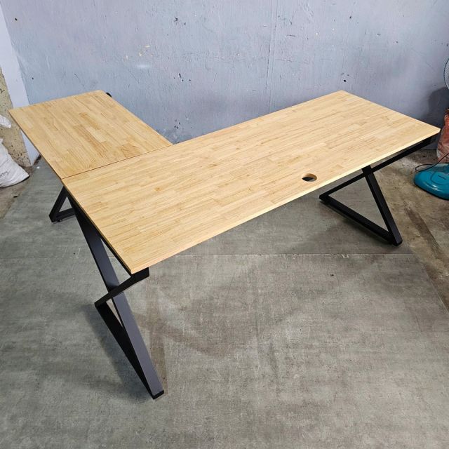 Bàn góc chữ L 160x140cm gỗ cao su hệ XConcept HBXC053