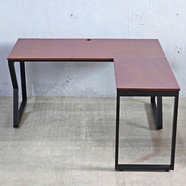 Bàn giám đốc chữ L gỗ cao su chân sắt hệ MConcept HBMC018