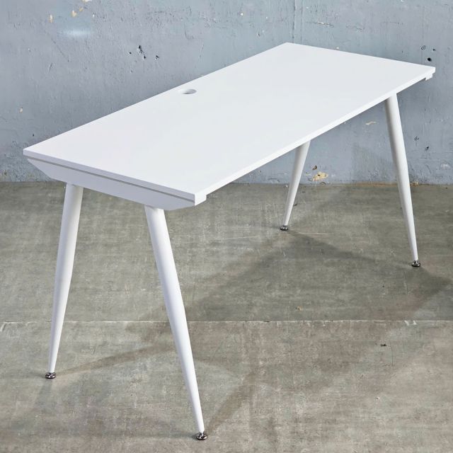 Bàn làm việc 60x140cm hệ CONE chân sắt lắp ráp