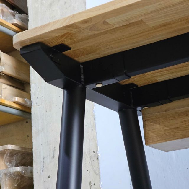 Bàn làm việc gác tủ 200x60cm gỗ cao su hệ CONE HBCO073