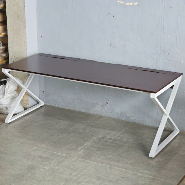 Bàn làm việc có hộp điện 200x80cm gỗ cao su ZD018