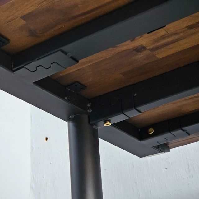 Bàn làm việc 160x70cm gỗ tràm hệ TIO HBTO036