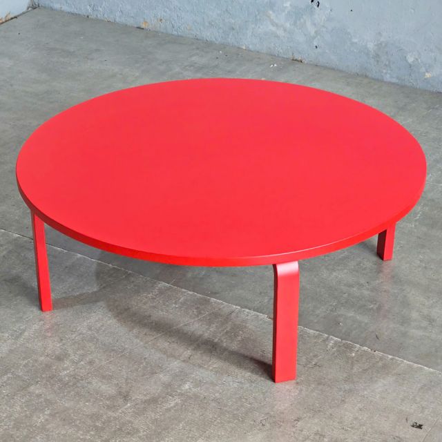 Bàn mầm non ngồi bệt mặt bàn tròn  80x80x28cm gỗ cao su nhiều màu KGD018