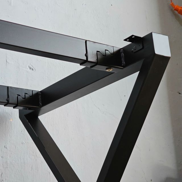 Chân sắt lắp ráp cho bàn 200x60cm sơn tĩnh điện HCXC025
