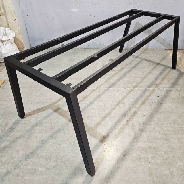 Chân sắt lắp ráp cho bàn hop 200x100cm hệ Aton  HCAT026