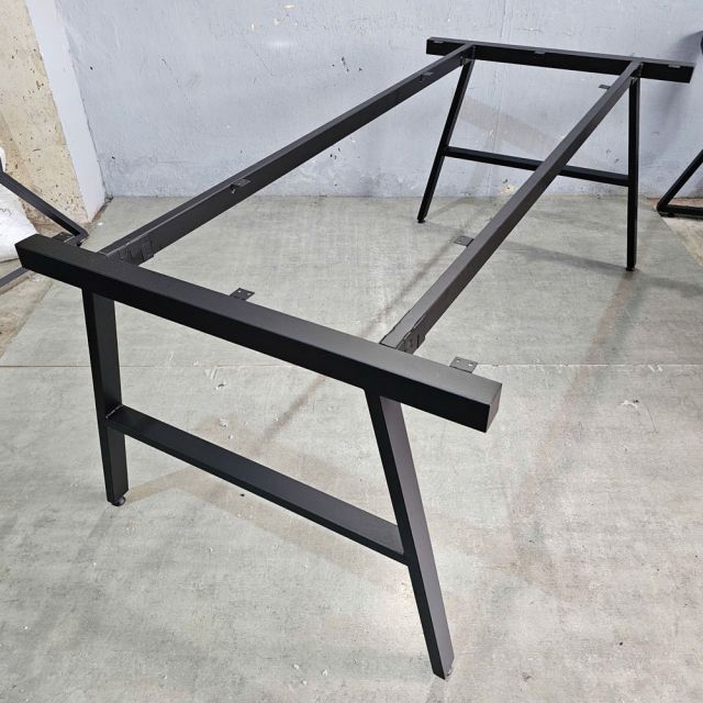 Chân bàn sắt hệ AConcept 160x80 lắp ráp