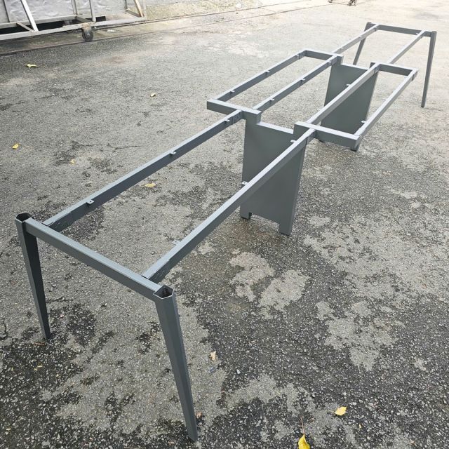 Chân sắt lắp ráp cho bàn họp 486x120cm sơn tĩnh điện CHDG019