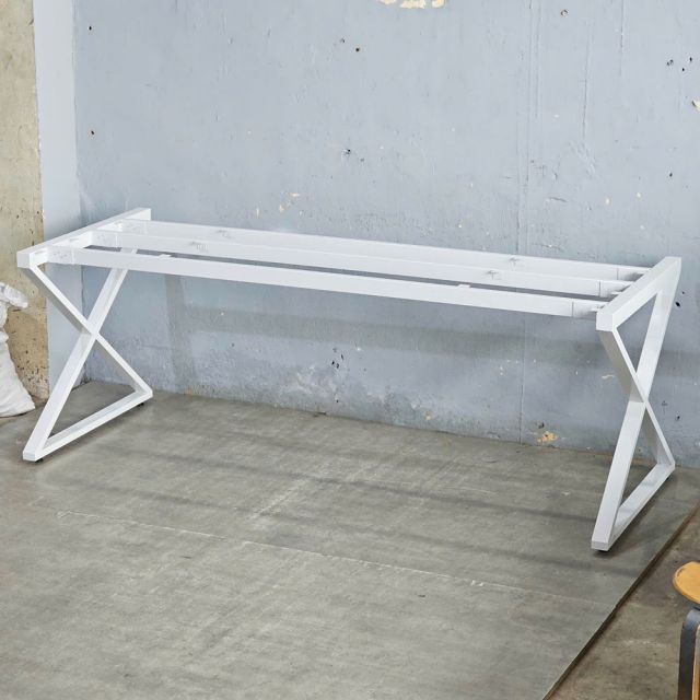 Chân sắt lắp ráp cho bàn 200x80cm hệ XConcept HCXC026