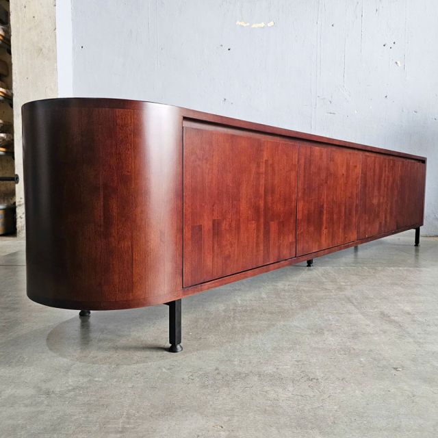 Tủ tivi phòng khách 240x40x42cm gỗ cao su KTV68112