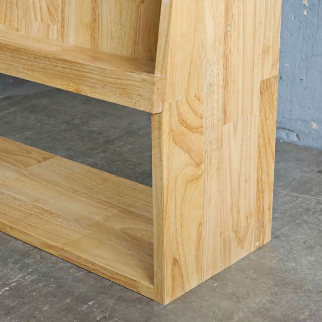 Kệ để sách mầm non gỗ cao su màu tự nhiên KGS013