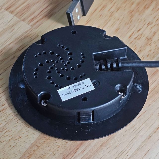 Đế sạc không dây âm bàn HOEXH701A