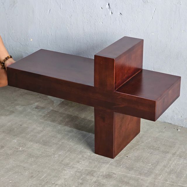Bàn thờ hình thánh giá gỗ cao su BTHG001