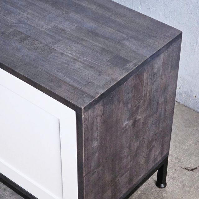 Tủ TV nhỏ 100x35x50cm gỗ cao su KTV68113