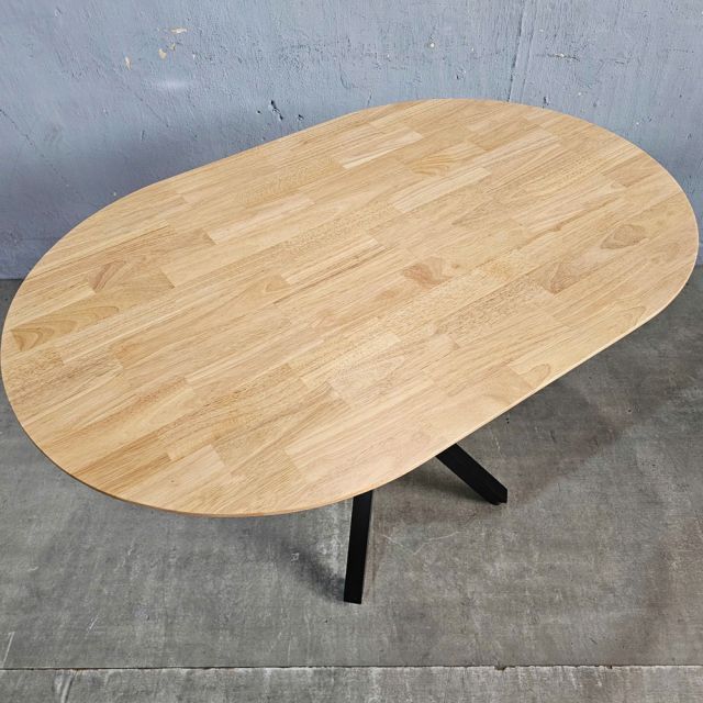Bàn ăn hình Oval 120x80cm gỗ cao su BA68266