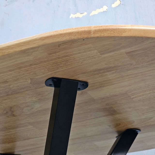 Bàn ăn hình Oval 120x80cm gỗ cao su BA68266