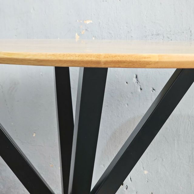 Bàn ăn hình Oval 120x80cm gỗ cao su BA68266
