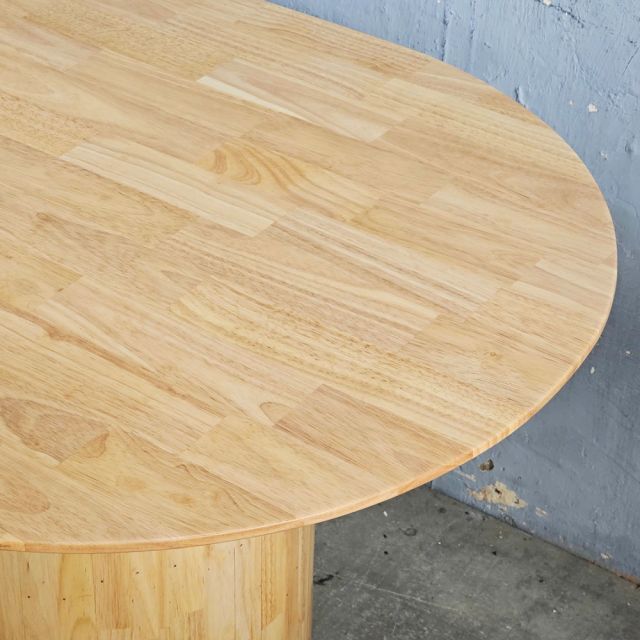 Bàn ăn hình Oval 120x80cm gỗ cao su BA68265