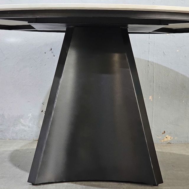 Bàn ăn tròn GRAVO 140cm mặt đá ceramic chân sắt BA68236