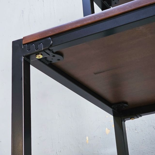 Bàn máy tính liền kệ 100x60x140cm gỗ cao su FD68079