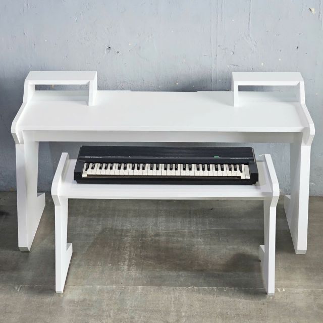 Bàn Studio Pro 160x70cm gỗ tự nhiên SD68030